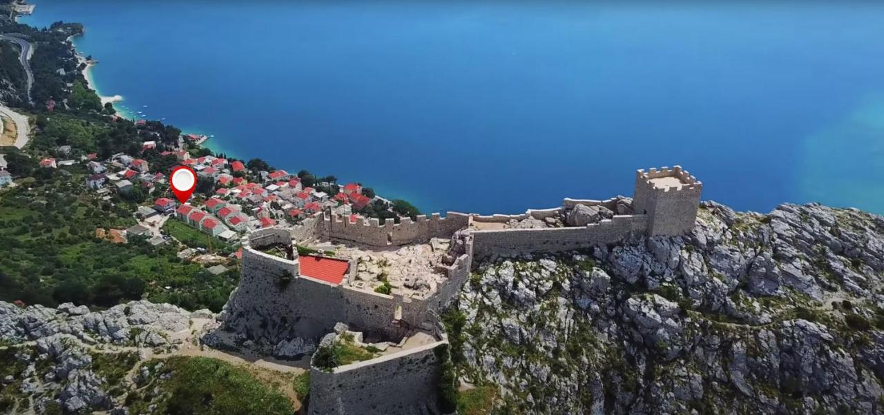 Geek Apartment Omis Exterior photo